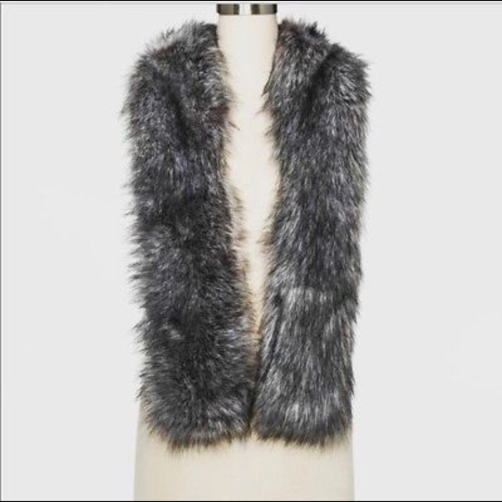 A New Day Faux Fur Dark Gray scarf NWT